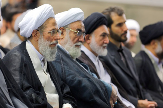 گزارش تصویری بازدید رهبر معظم انقلاب از مؤسسه دارالحدیث