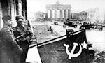 محاصره برلين توسط ارتش شوروي در آخرين روزهاي جنگ جهاني دوم (1945م)