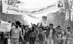 در ساعت 10، پس از پایان مراسم تدفین یکی از شهدای تظاهرات داراب- استان فارس- تظاهراتی با شرکت جمعیتی حدود 2 هزار نفر بر پا شد.(1357ش)