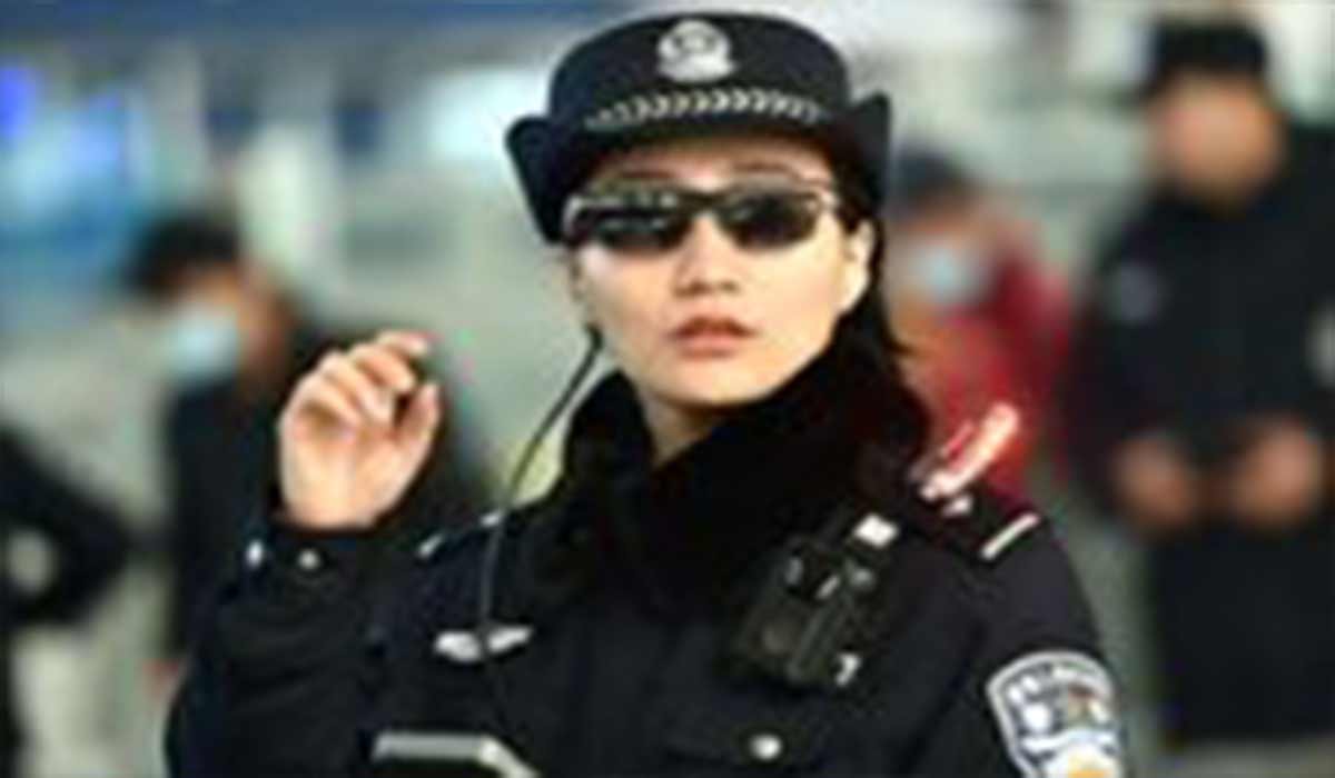 عینکی با قابلیت های ویژه در اختیار پلیس های چین