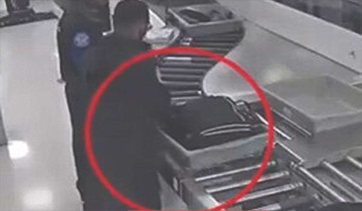 دزدی نیروهای امنیتی یک فرودگاه در آمریکا از کیف‌های مسافران!