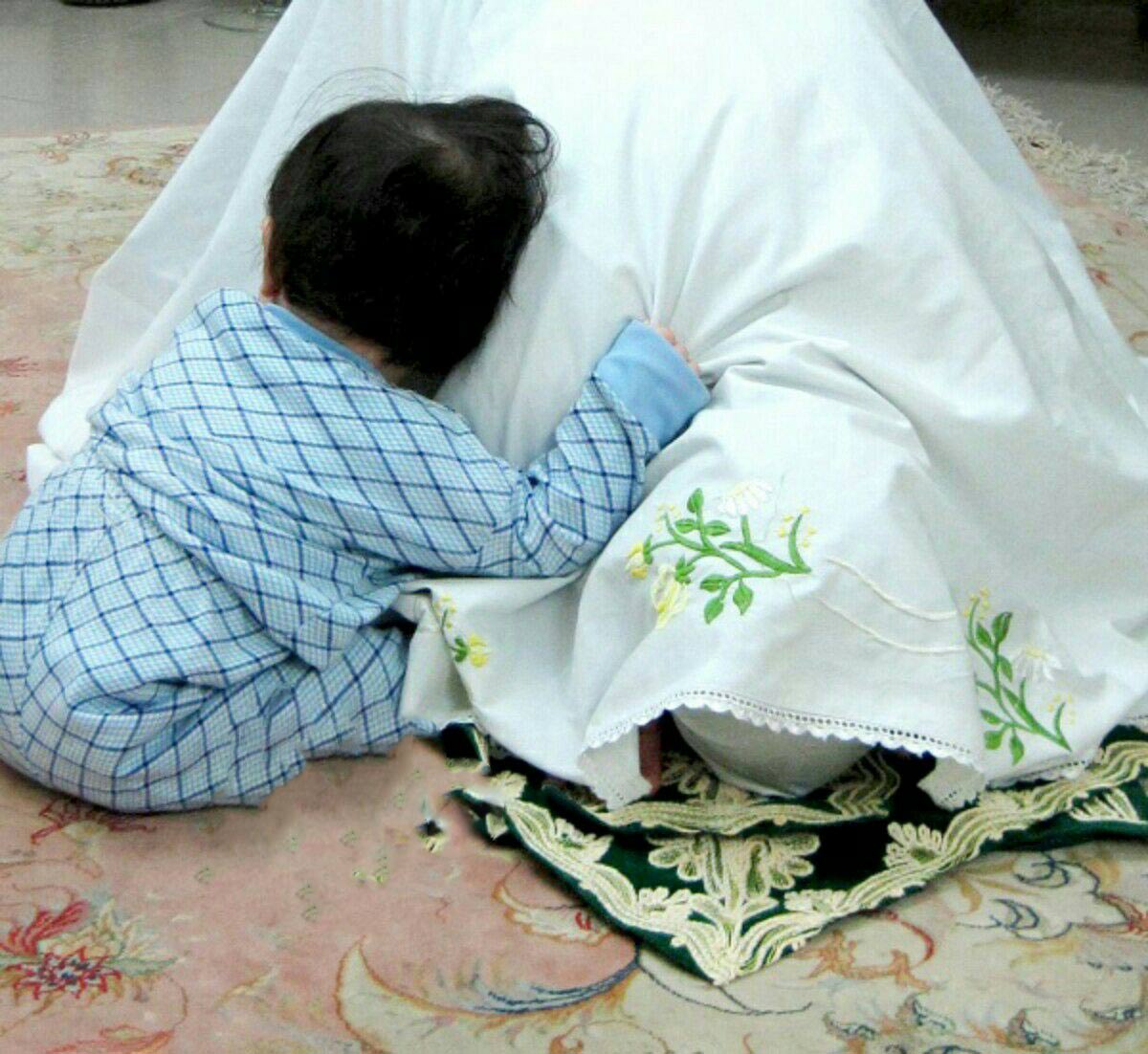 چادر نمازت سایه روی سرمه | پویانفر