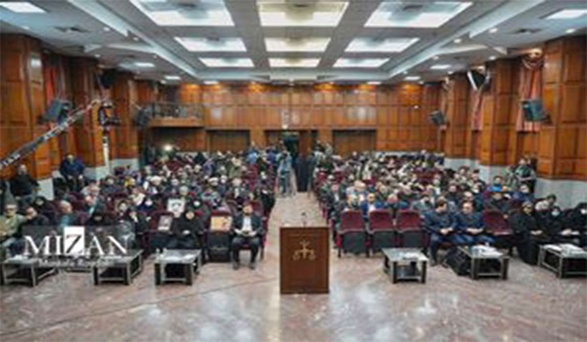 روایتی از حاشیه‌های جلسه دوم دادگاه منافقین