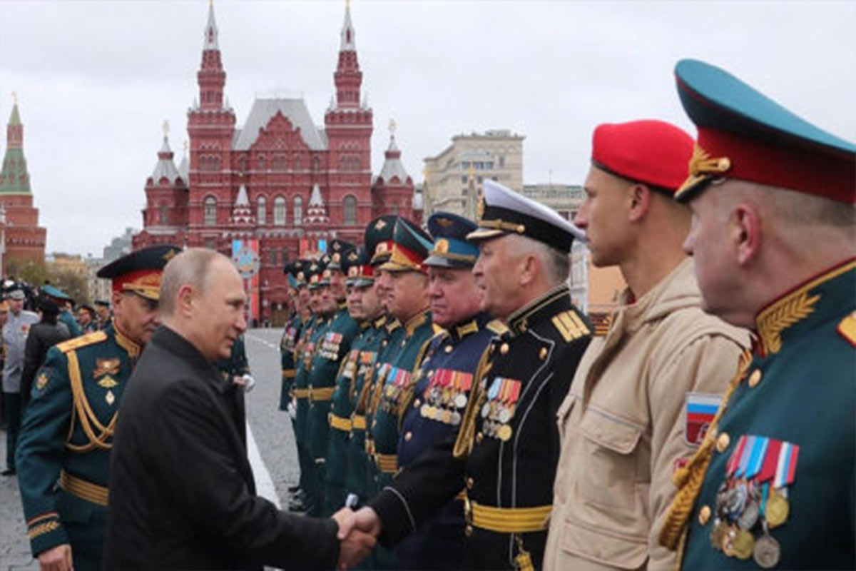هم غذا شدن پوتین با سربازان ارتش روسیه