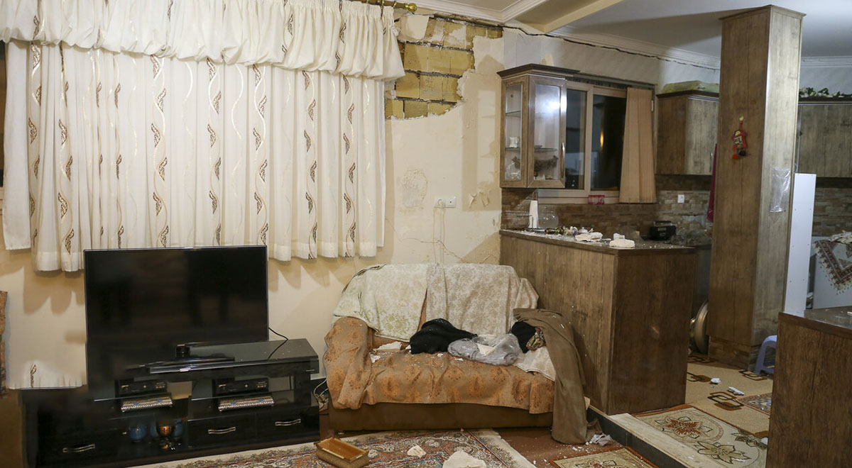 تصاویری از خسارت زلزله در بخش بیرم  لارستان استان فارس