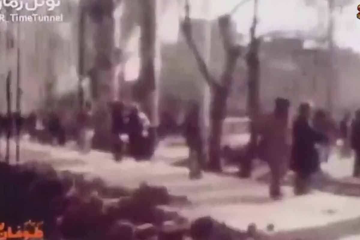 فیلمی از کشتار مردم مشهد در سال 57