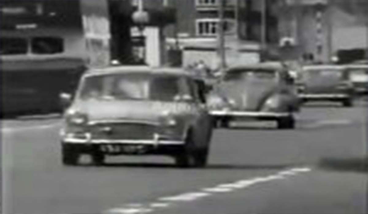 تکنولوژی مسیریابی خودرو با استفاده از نوار کاست در 50 سال پیش