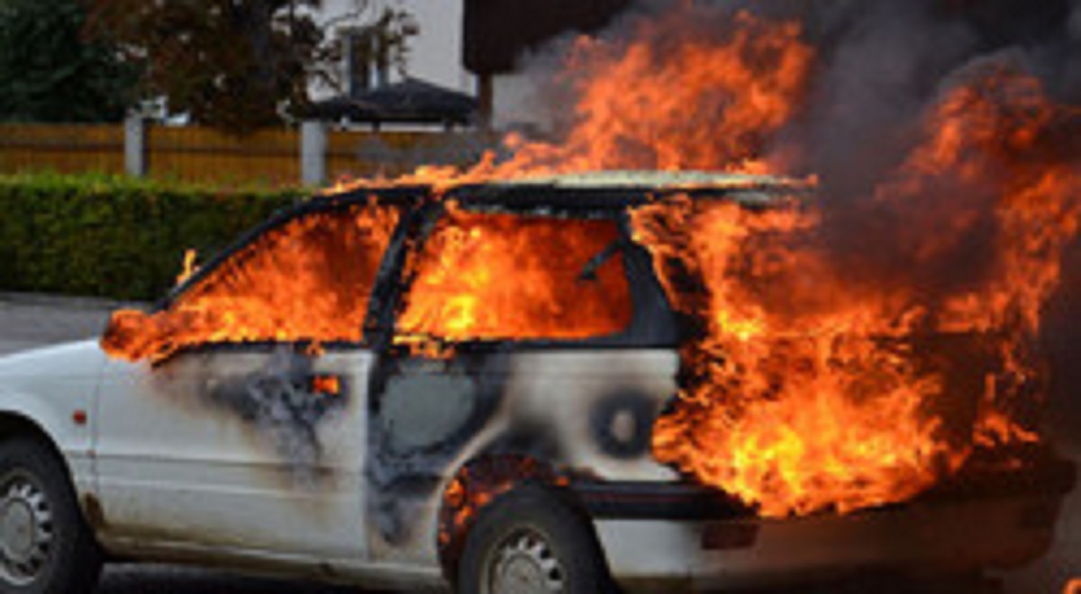 وضعیت بحرانی | فرار از آتش در کالیفرنیا با ماشین