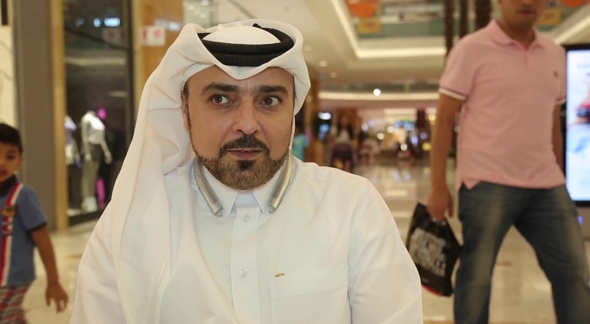 فرار وزیر بهداشت قطر از برنامه زنده تلویزیونی به دلیل عطسه مجری