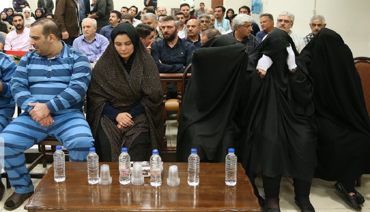 تغییر حجاب متهمان زن در جلسات دادگاه
