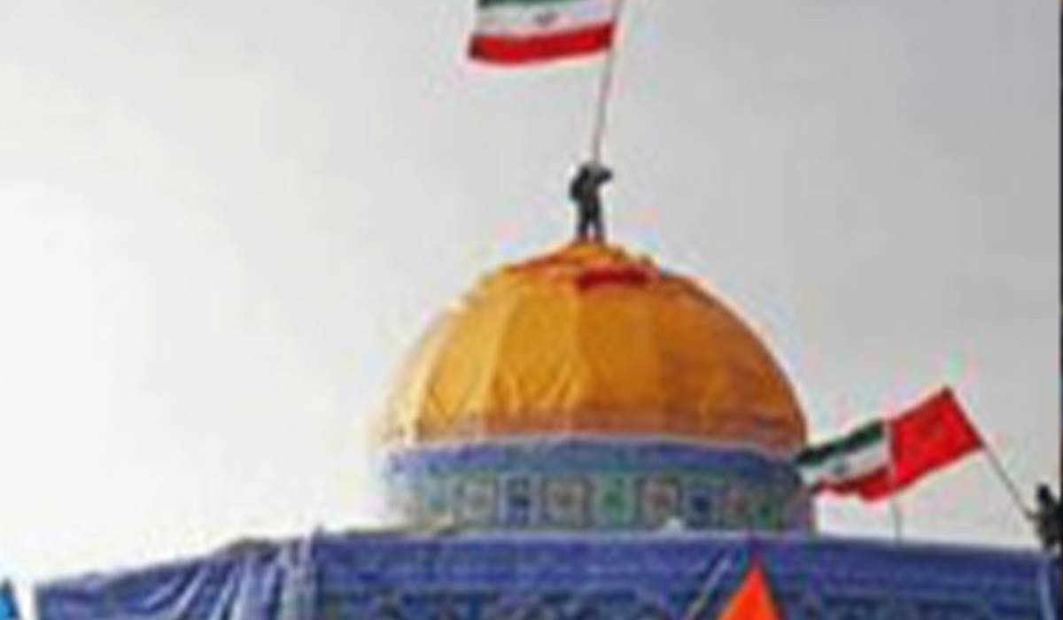 پرچم ایران در بر گنبد مسجد الاقصی