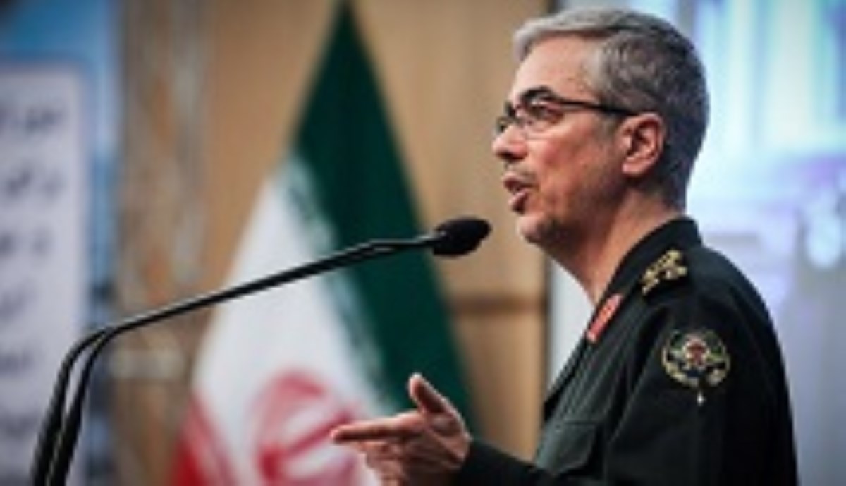 سرلشکر باقری: دشمنان می‌خواستند کریسمس را در ایران برگزار کنند