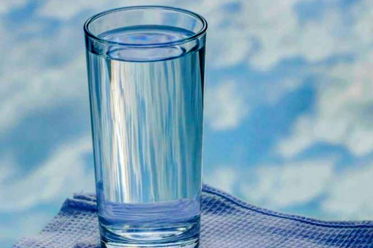 عوارض ناشتا آب نوشیدن/ دکتر مژده پورحسینی