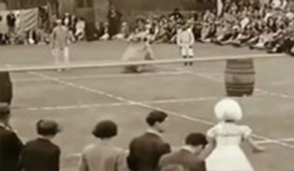 بازی تنیس در ۱۵۰ سال پیش!
