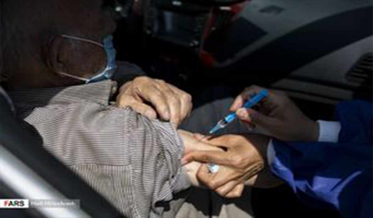 اولین مرکز واکسیناسیون خودرویی در شرق تهران