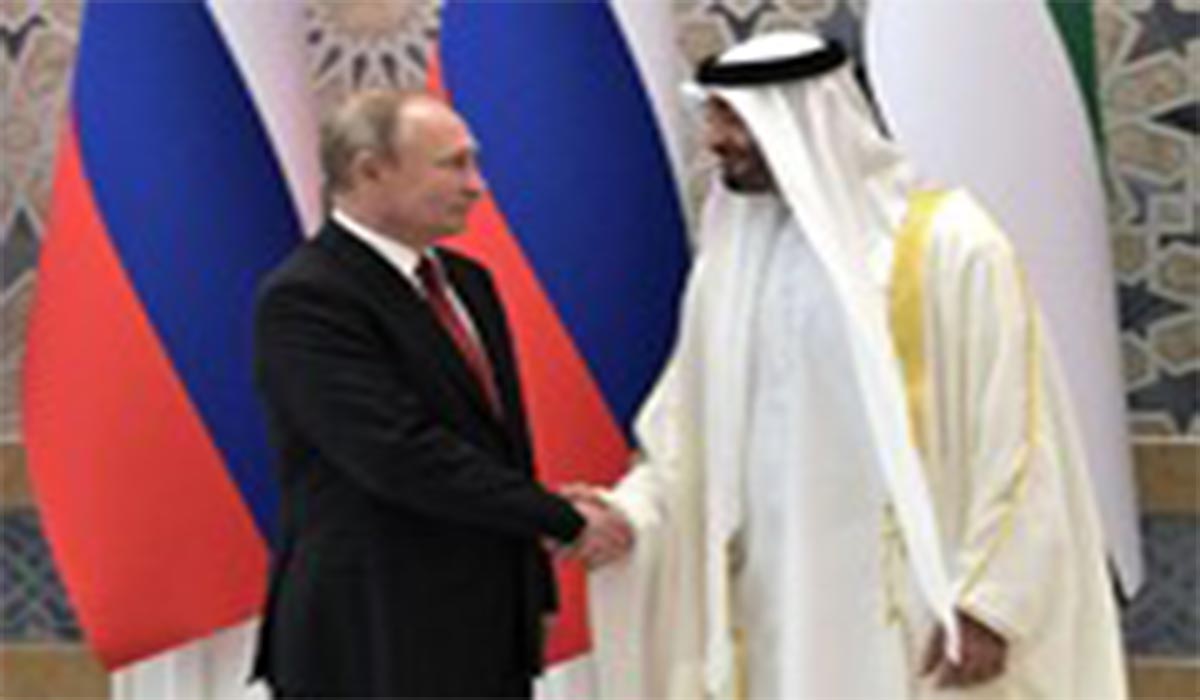 وقتی حاکم امارات کت پوتین را در مسکو می پوشد!