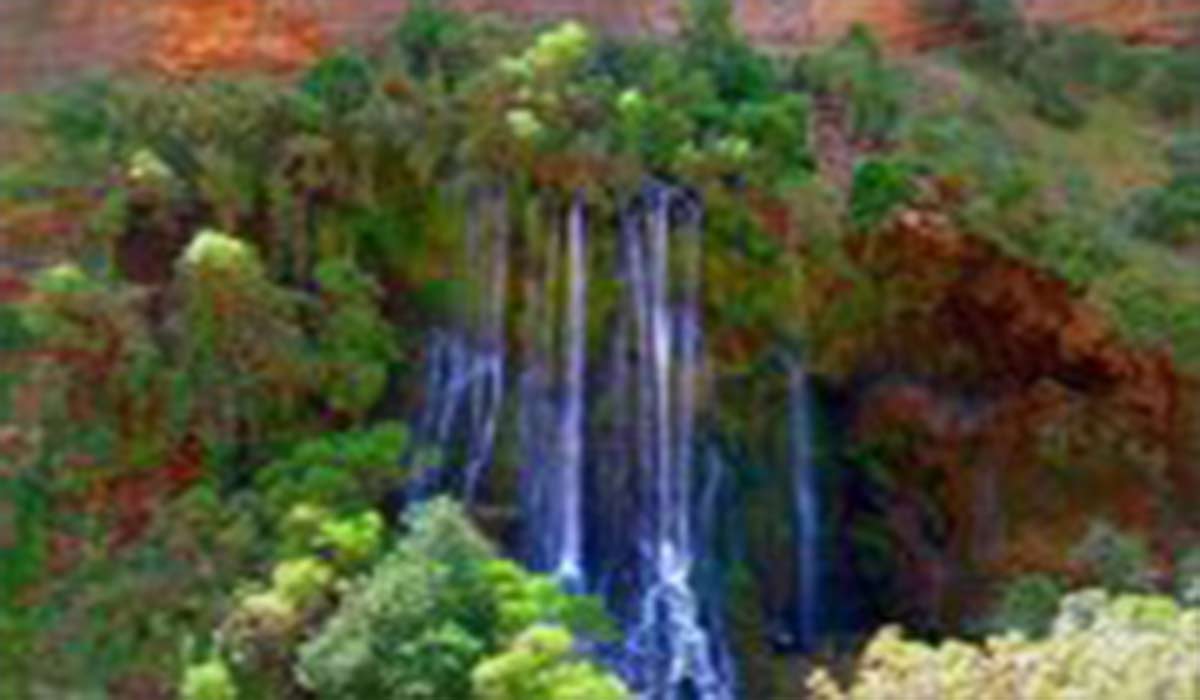 این آبشار زیبا به نیاگارای ایران معروف است
