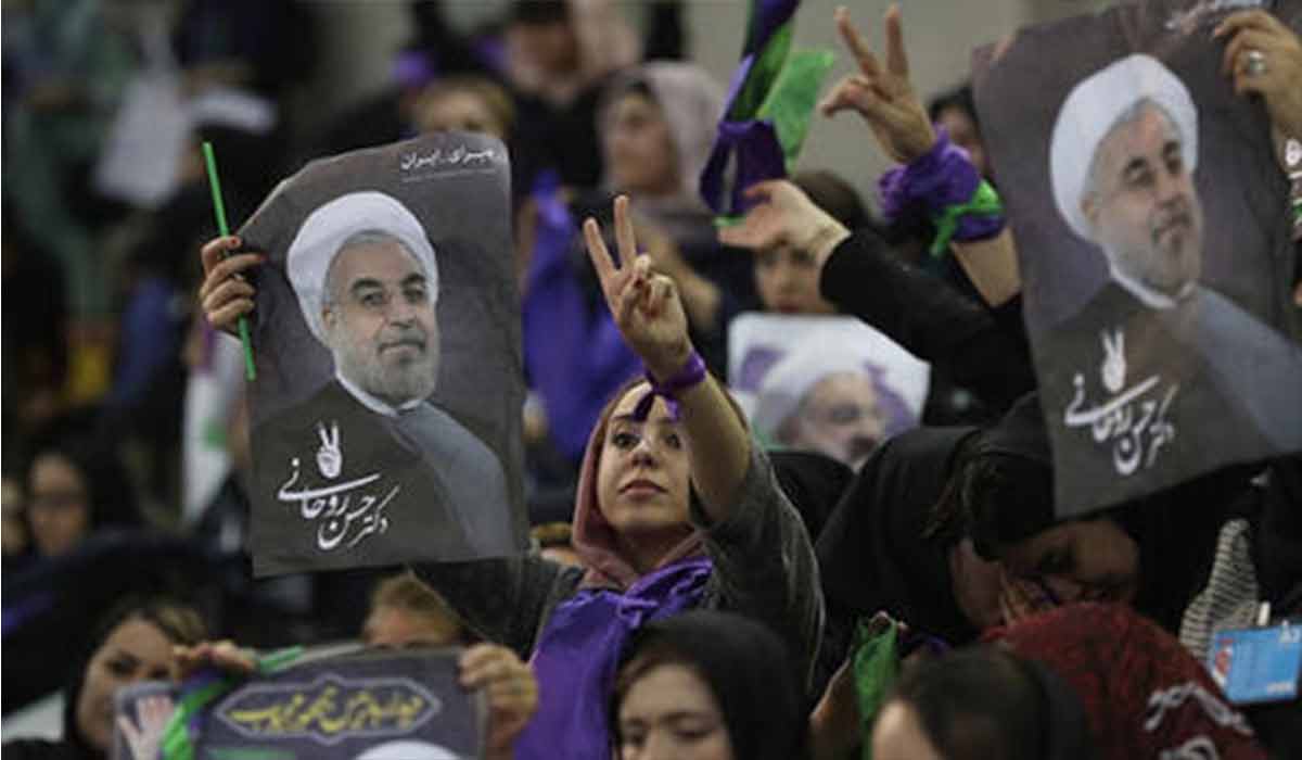 استخدام فعالان ستاد تبلیغاتی روحانی در ادارات!