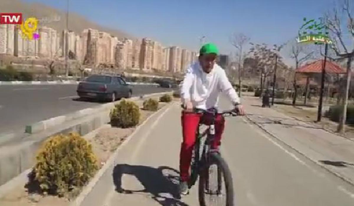 ماجراهای آقای جویا | ایستگاه دوچرخه دریاچه خلیج فارس
