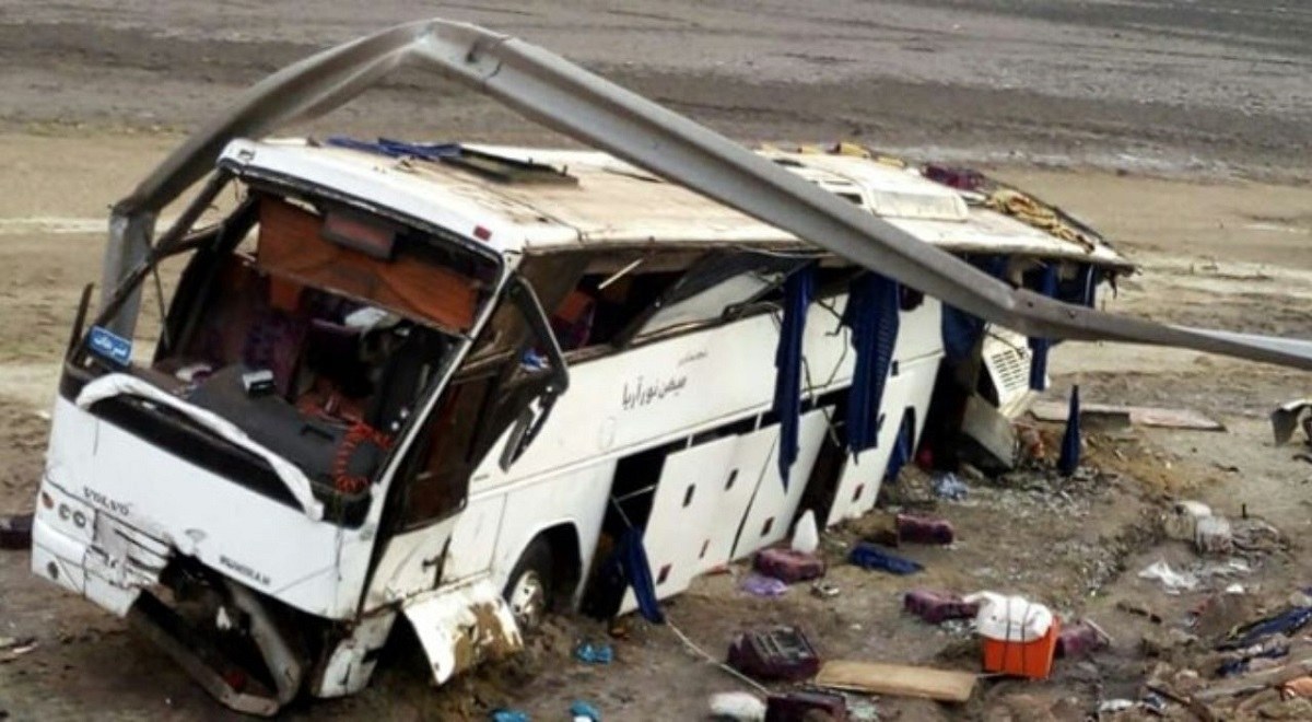 ۳۹ کشته و زخمی در تصادف اتوبوس زائران در مدینه