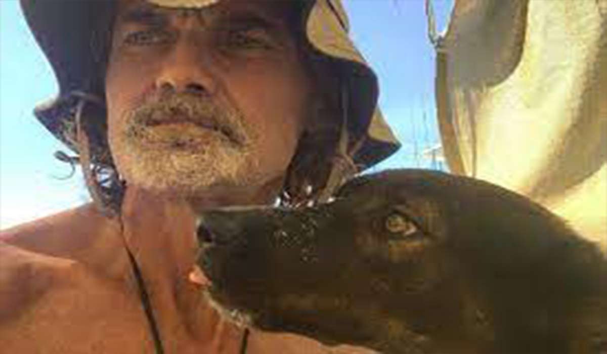 نجات ملوان استرالیایی و سگش پس از ماه‌ها در دریا