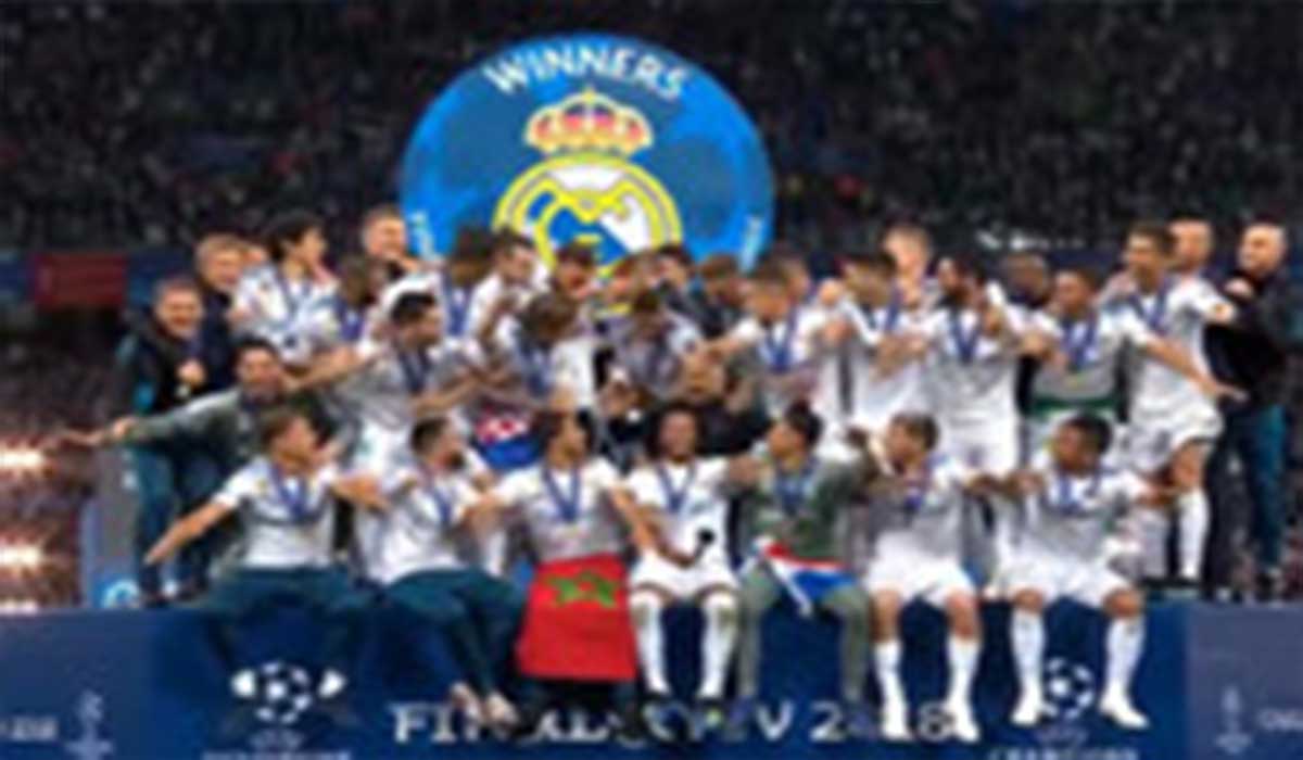 اهدا جام به رئال مادرید قهرمان لیگ قهرمانان اروپا