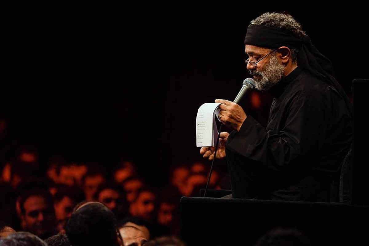 نشسته ام به رواقی به گوشه حرمش/ حاج محمود کریمی