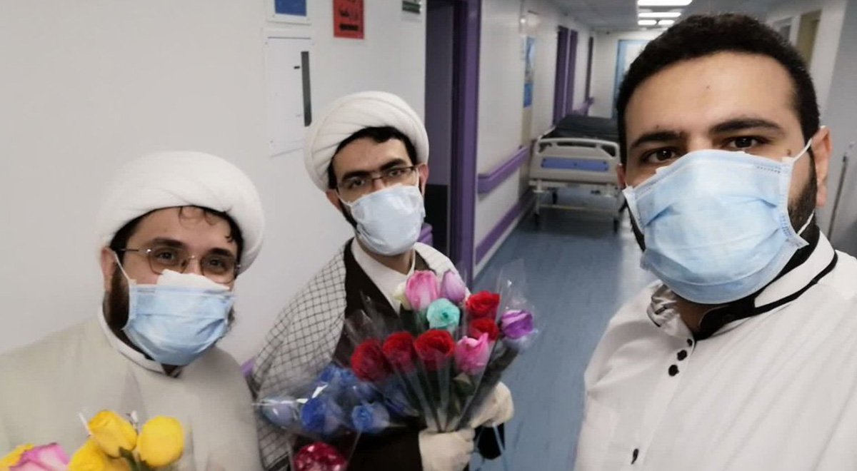 حضور جهادی طلاب در بیمارستان فرقانی قم برای خدمت به بیماران کرونا