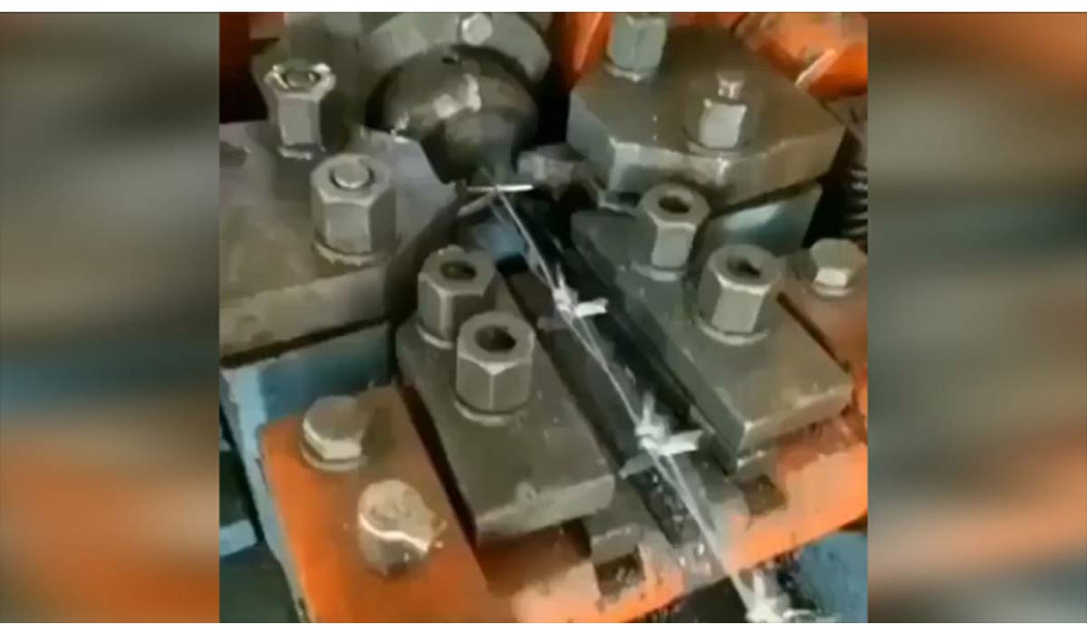 فرآیند تولید سیم خاردار از مفتول فلزی