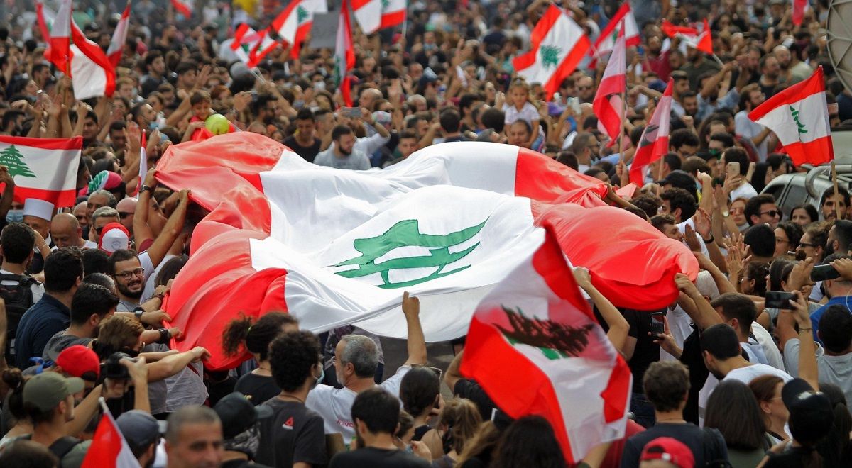 توطئه‌ آمریکایی ها و سعودی ها در اعتراضات لبنان