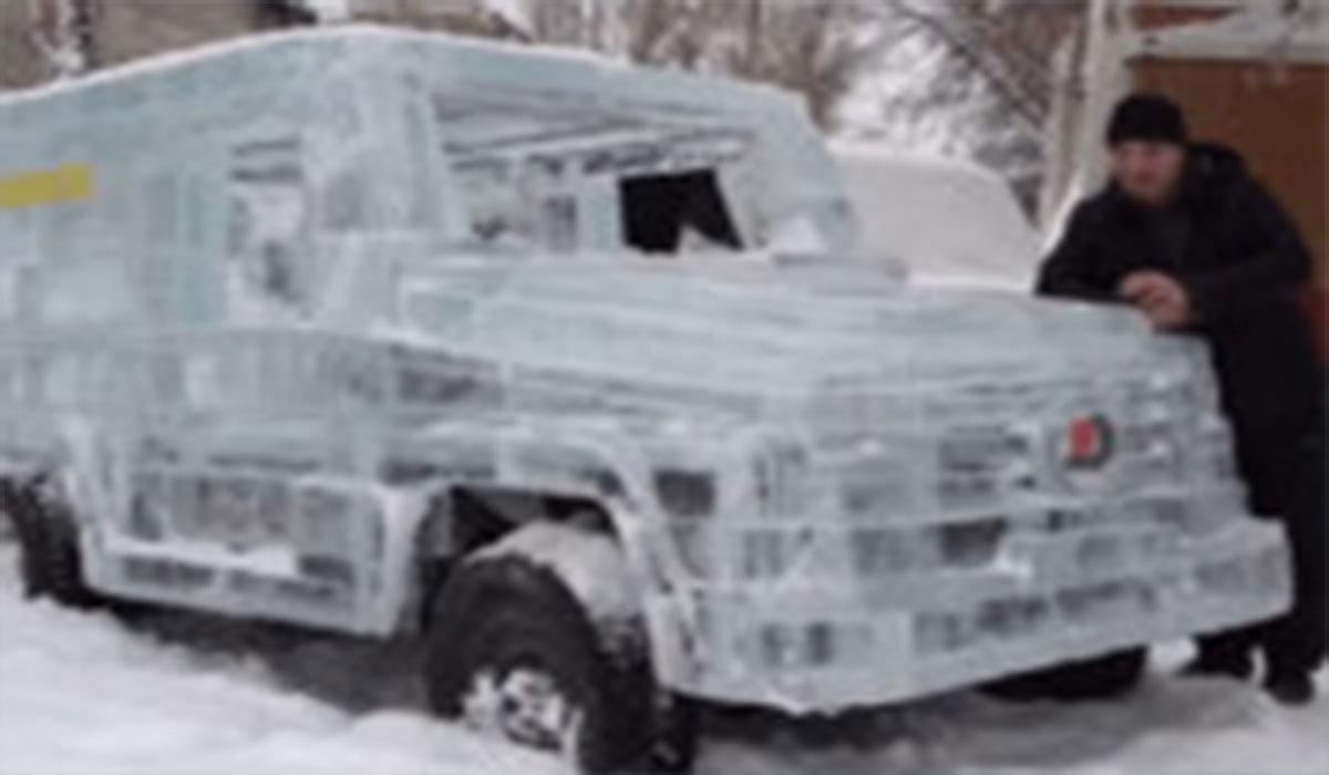 خودرو عجیب یخی