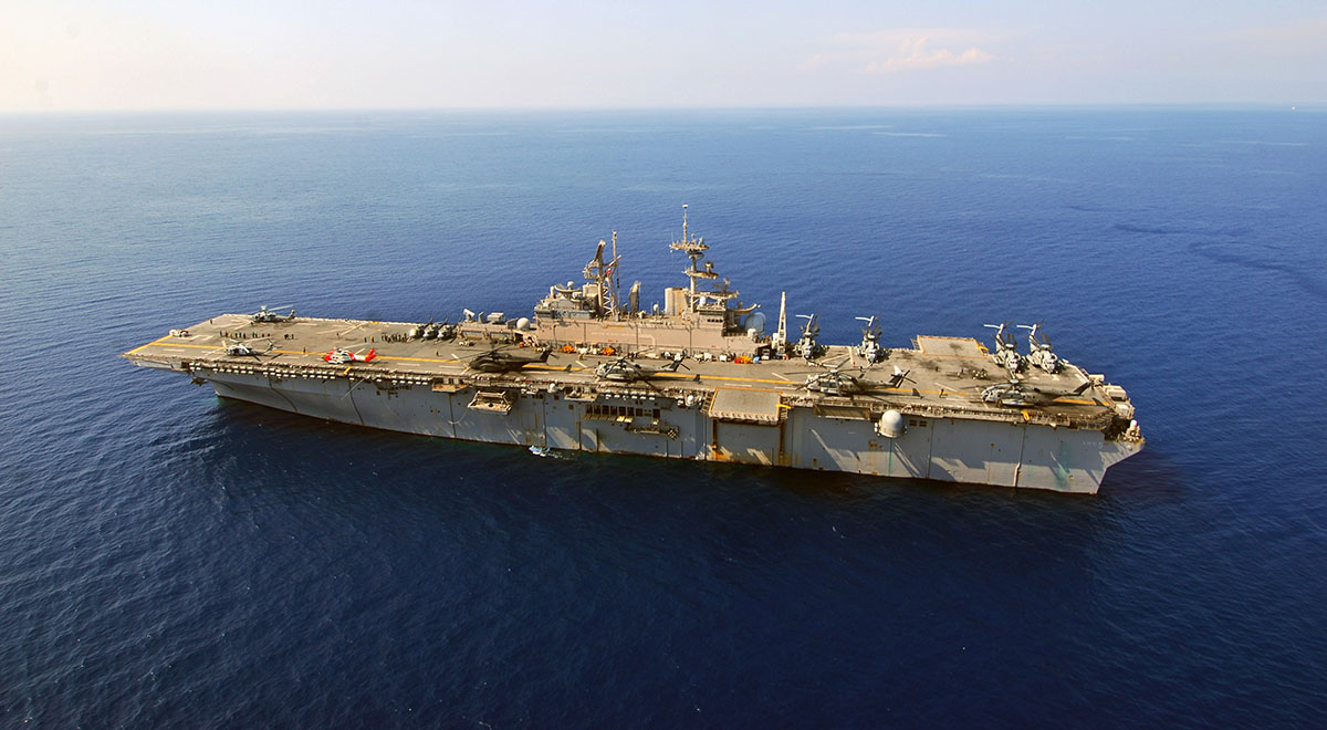 شناسایی شناور نیروی دریایی ارتش آمریکا در ورودی تنگه هرمز