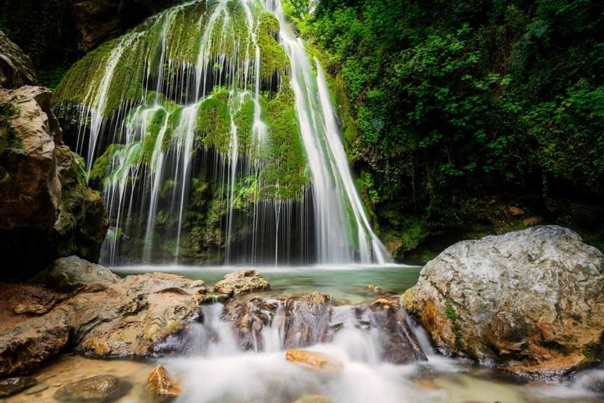 آبشار علی آباد کتول جاذبه جذاب برای فصل تابستان