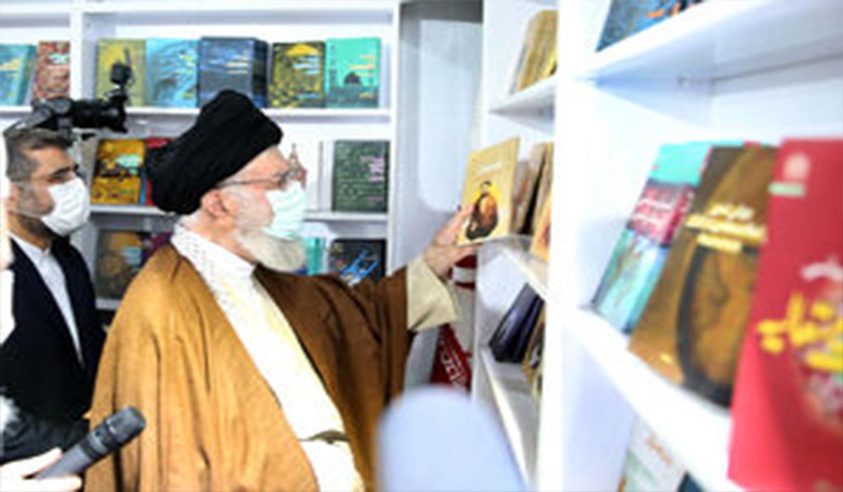 بازدید رهبر انقلاب از نمایشگاه بین‌المللی کتاب