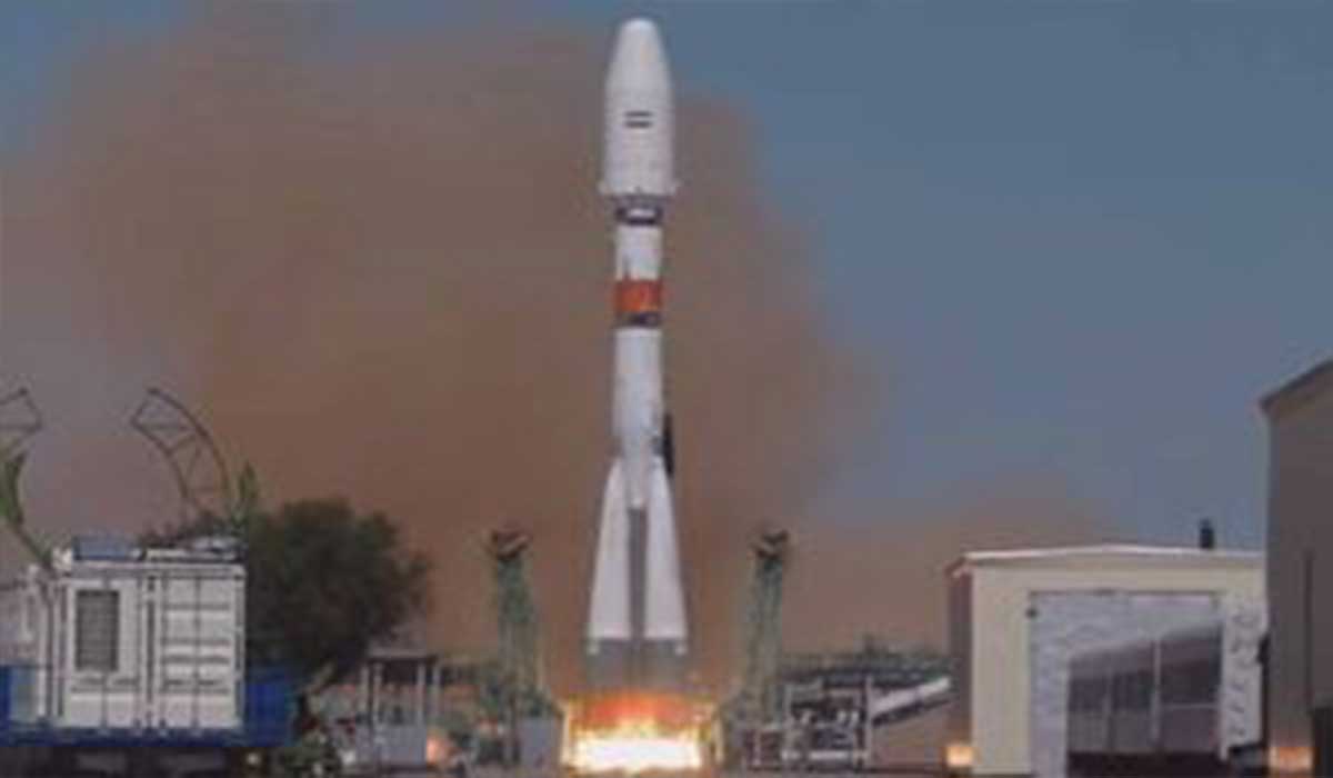 لحظه پرتاب ماهواره ایرانی "خیام" به فضا