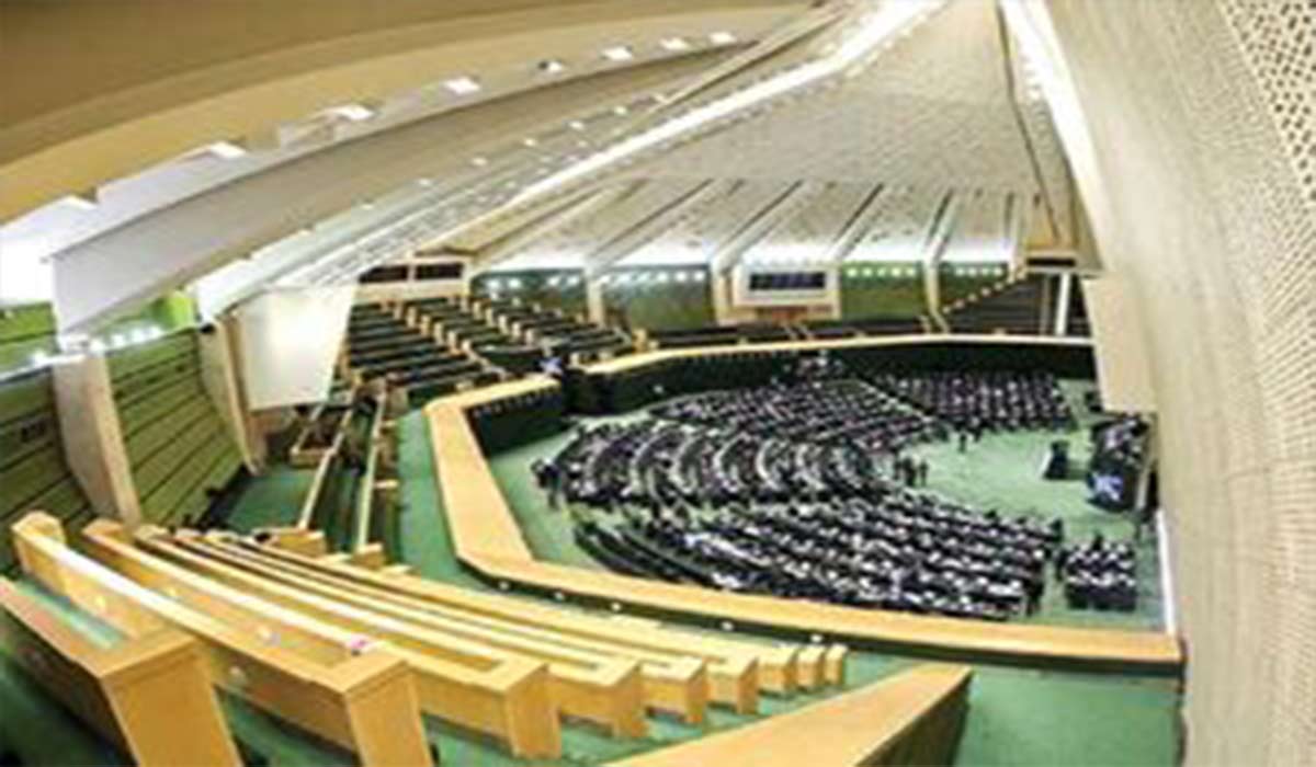 کارنامه حضور زنان در مجلس