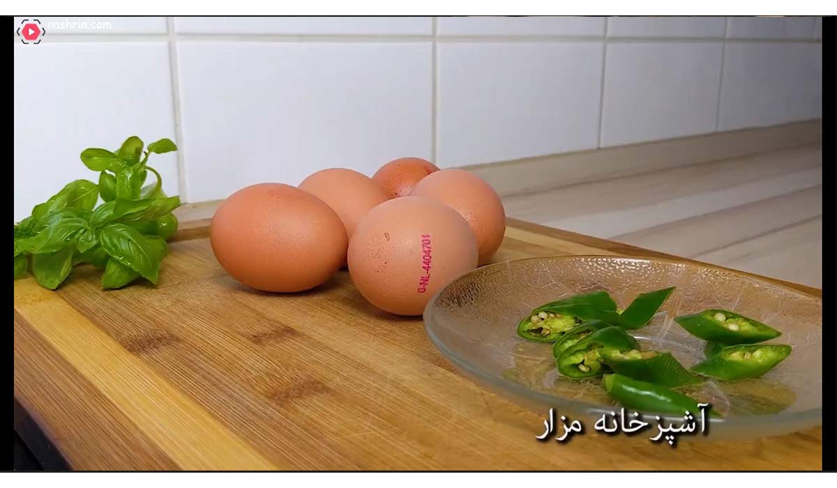 آشپزی | طرز پخت تخم مرغ با پیاز یک صبحانه عالی