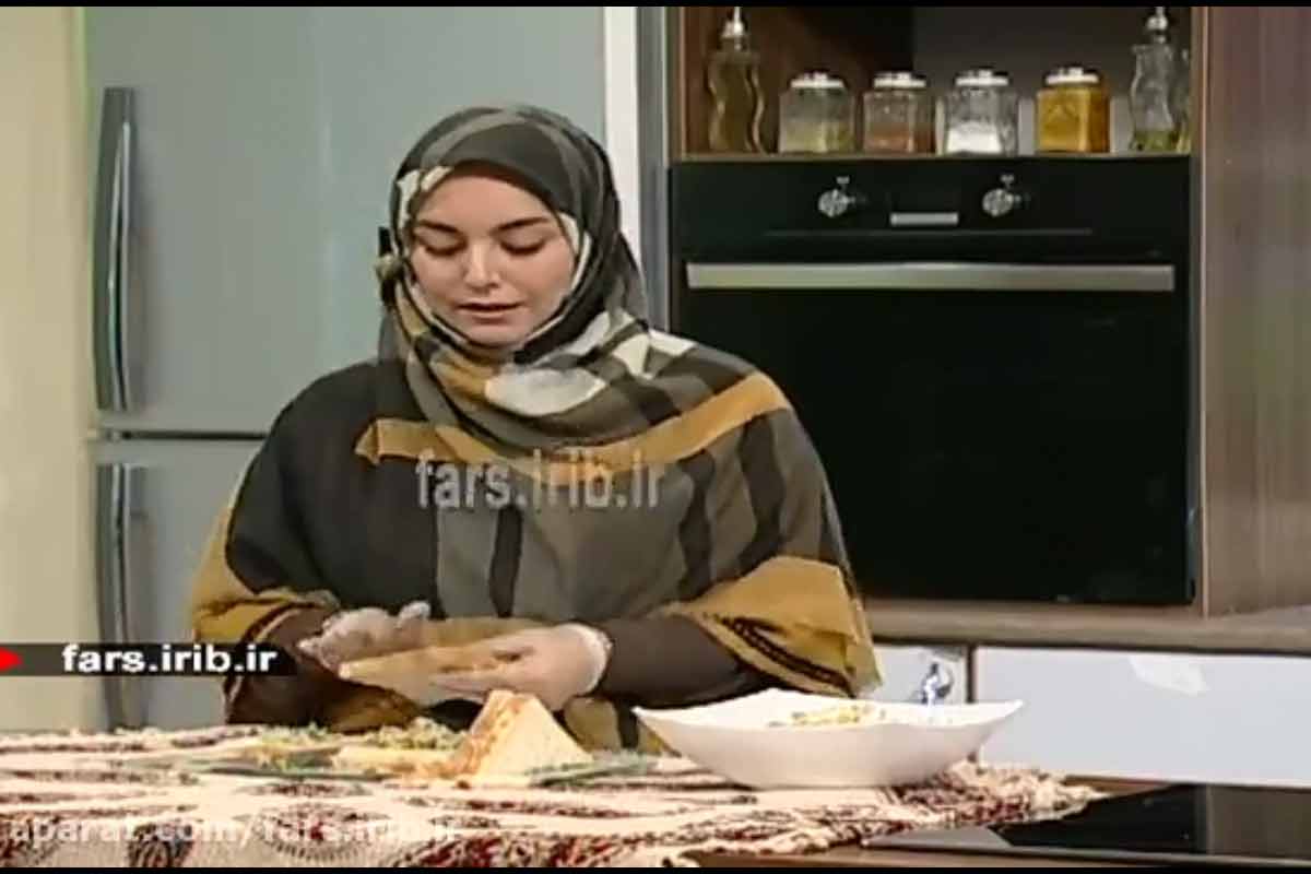 آموزش پخت «کیک مرغ» شیراز