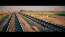 دانلود ویدئو کلیپ "قطار قم مشهد" با صدای حمیدرضا برقعی و امید روشن بین