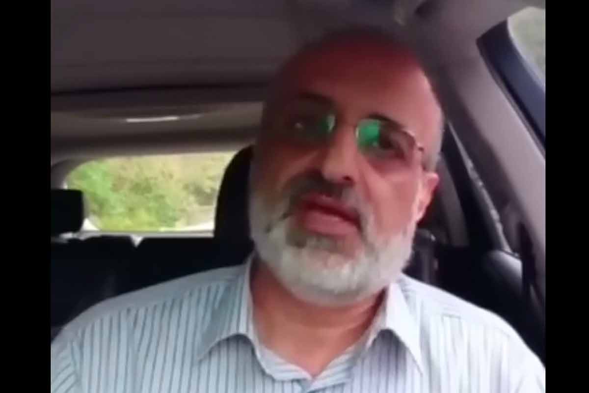 خوانندگی محمد اصفهانی در خودرو