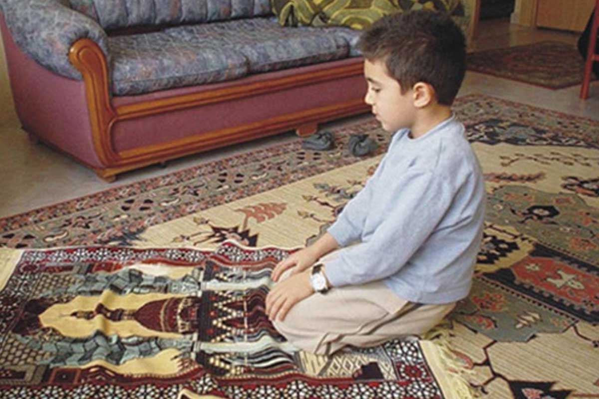 فرزندم نماز صبح را نمیخونه/ دکتر مجید همتی
