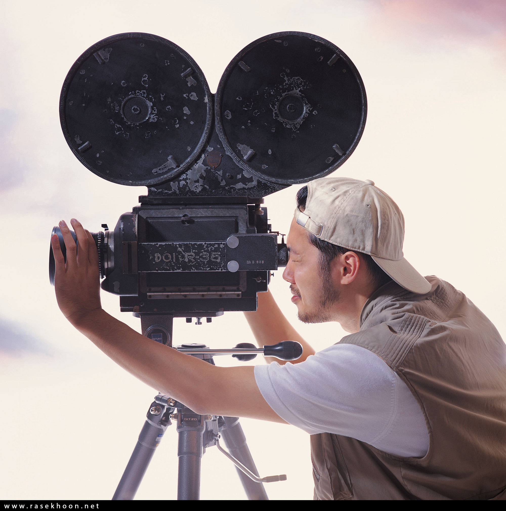 Camera actor. Кинематограф. Оператор с камерой. Съемки кино. Современный кинематограф.