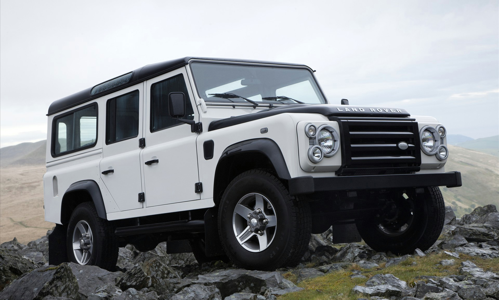 Land Rover-Defender