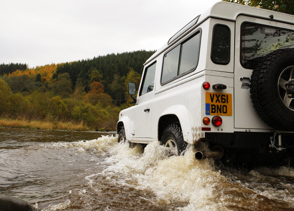 Land Rover-Defender