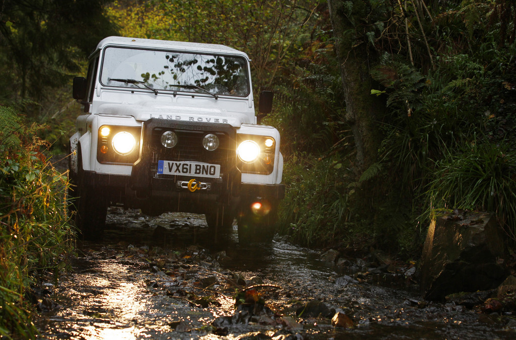 Land Rover-Defender