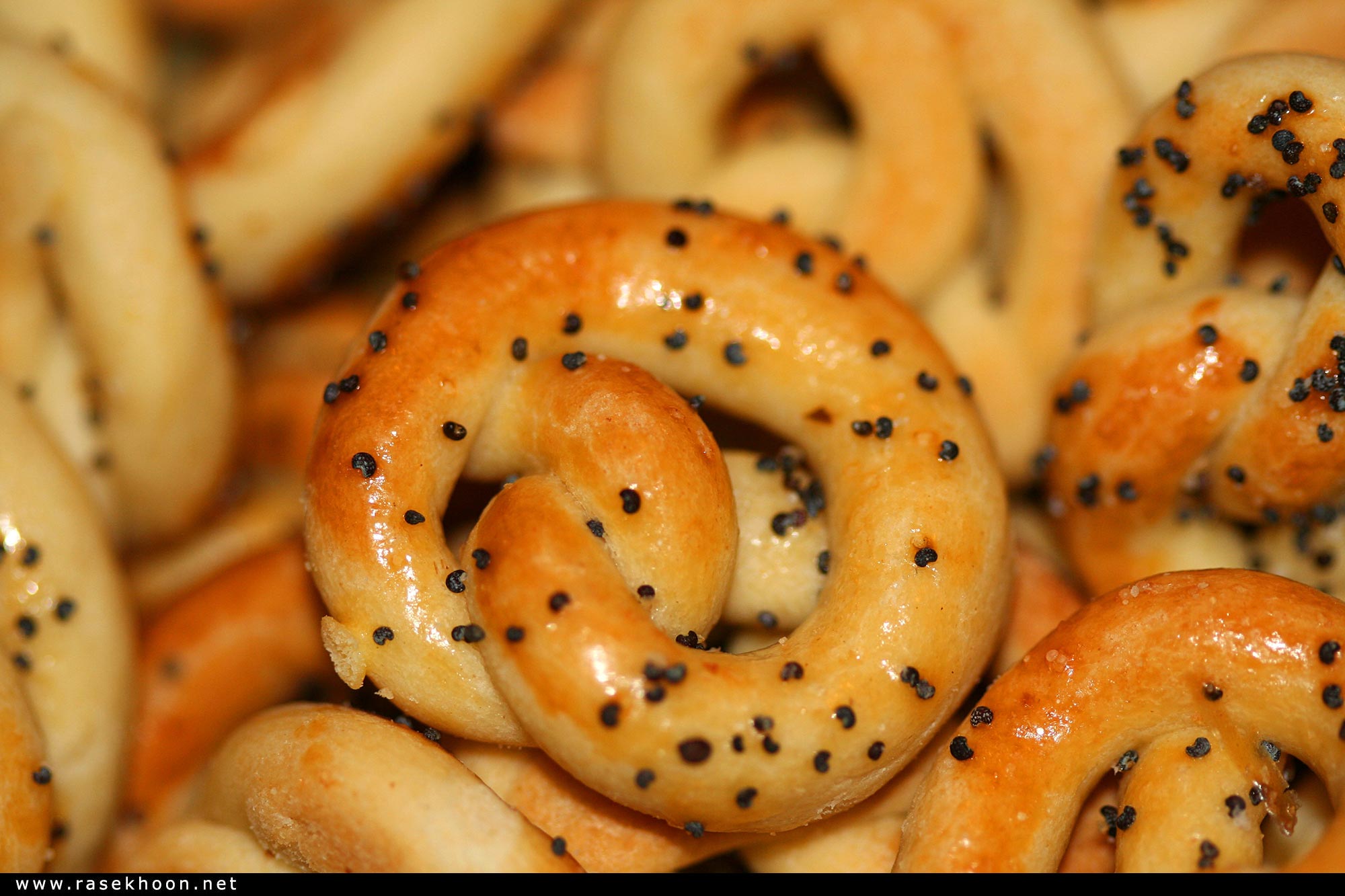 کیک و شیرینی