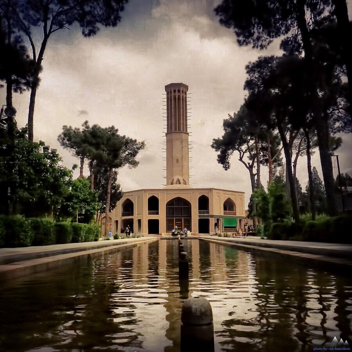 باغ دولت‌آباد