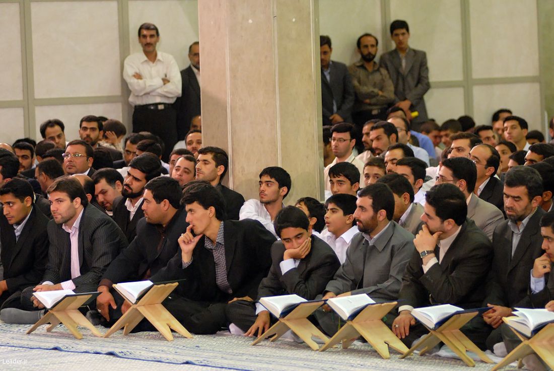 دیدار شرکت‌کنندگان در مسابقات بین‌المللی قرآن با مقام معظم رهبری	