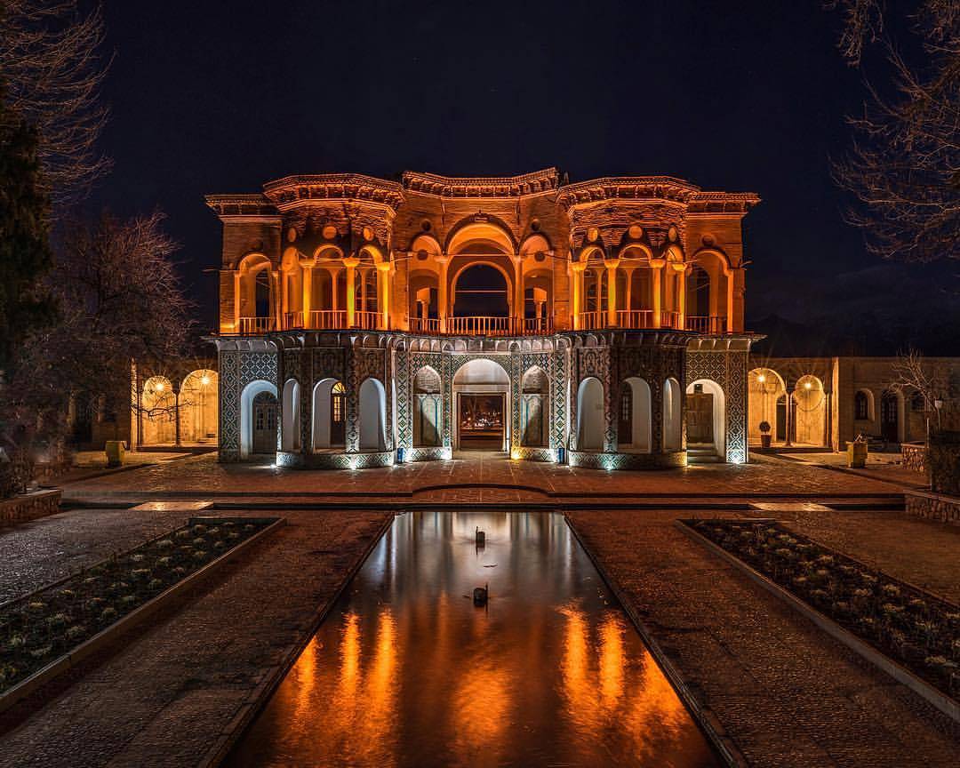 باغ شاهزاده ماهان در شب