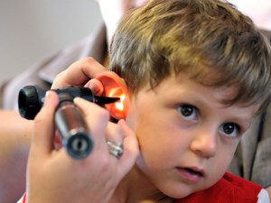 درمان کودکان مبتلا به مشکل شنیداری
